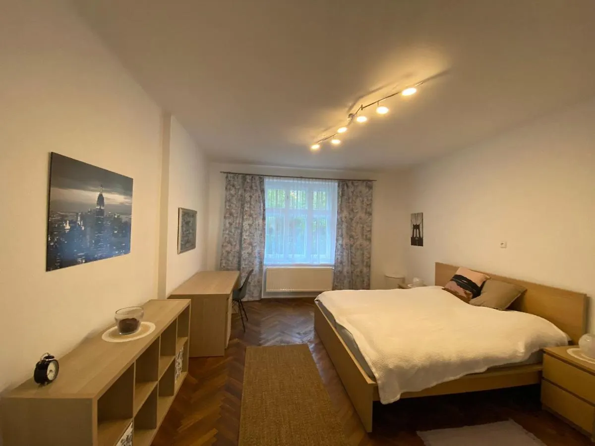 Apartman Xaveriova Prague 0*,