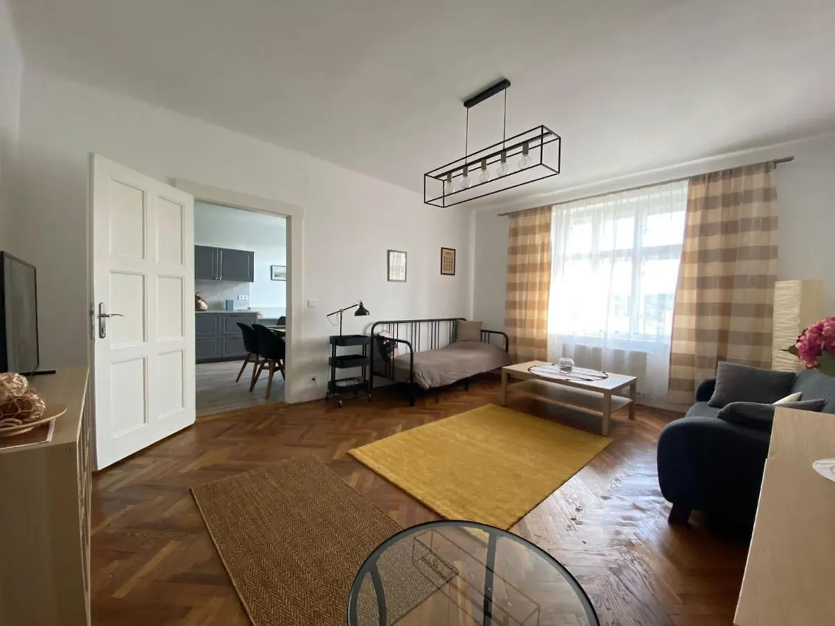 Apartman Xaveriova Прага Чехия